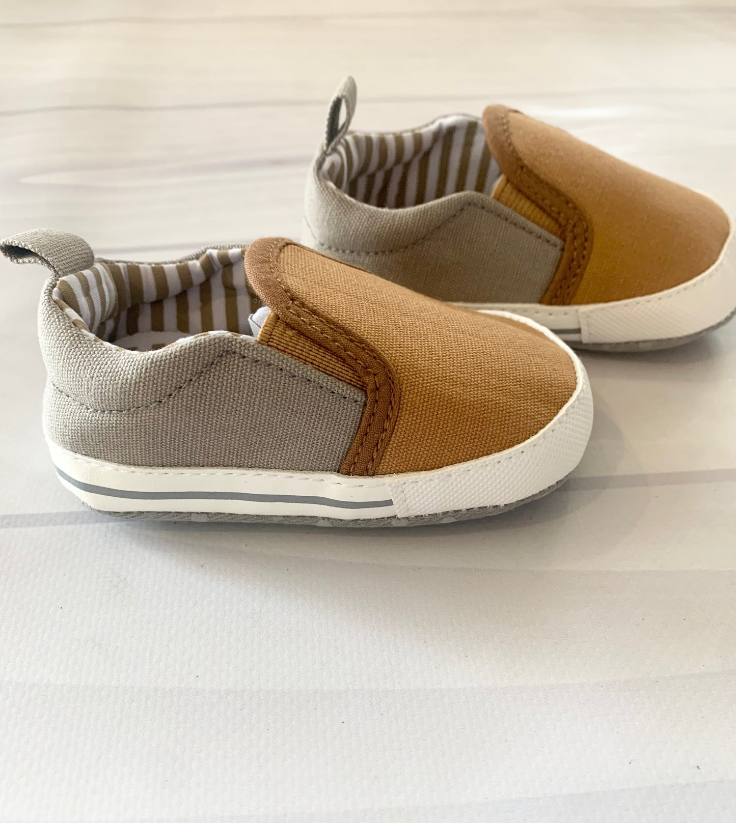 Soft Crib Shoe Brown & Gray